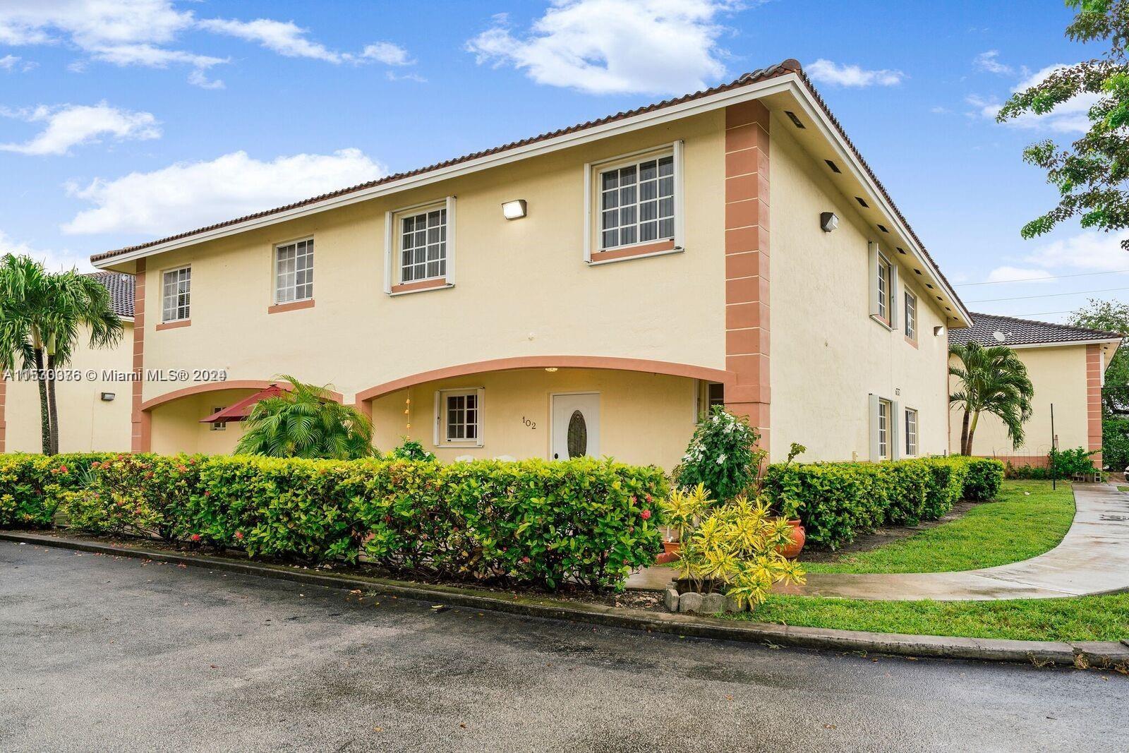 6757 NW 182nd St # 102