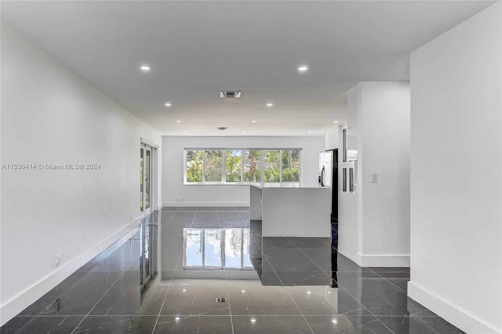 561 NW 48th Pl # 561