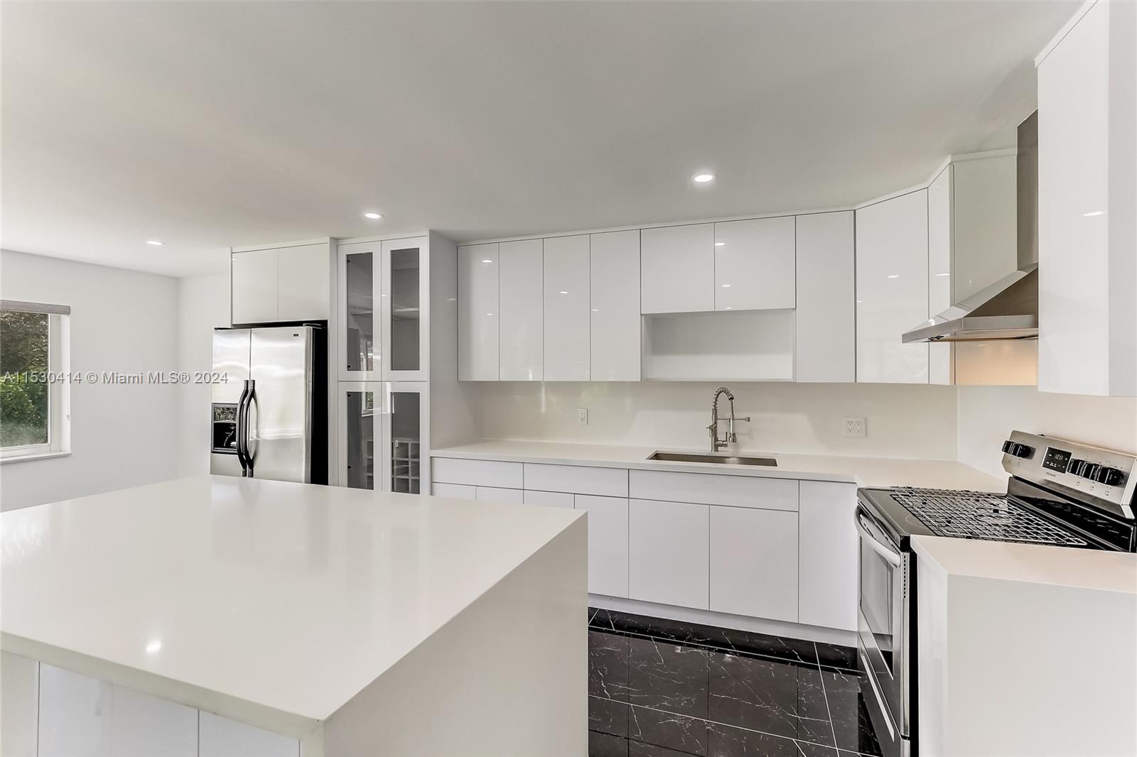 561 NW 48th Pl # 561