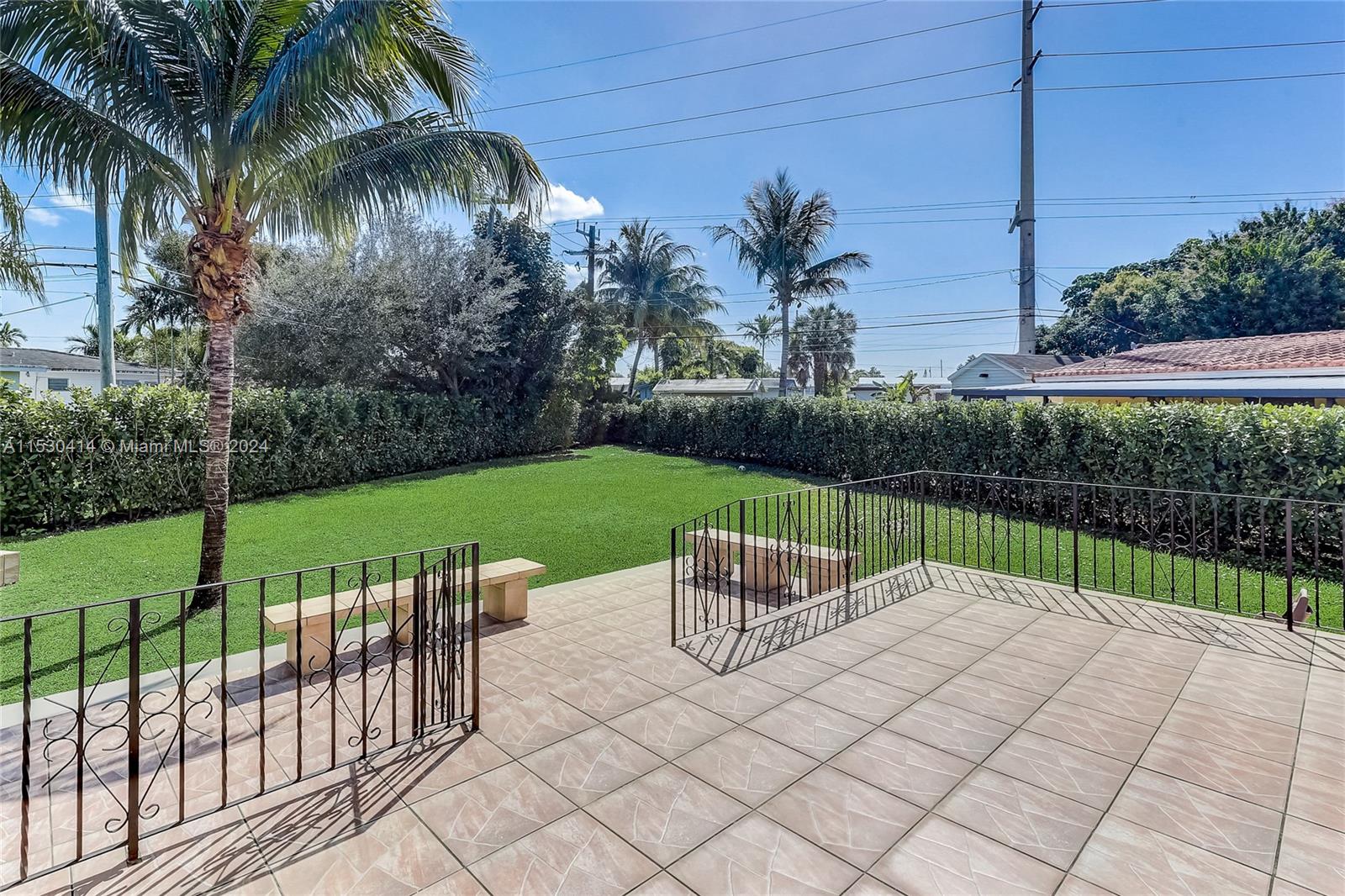 561 NW 48th Pl # 561