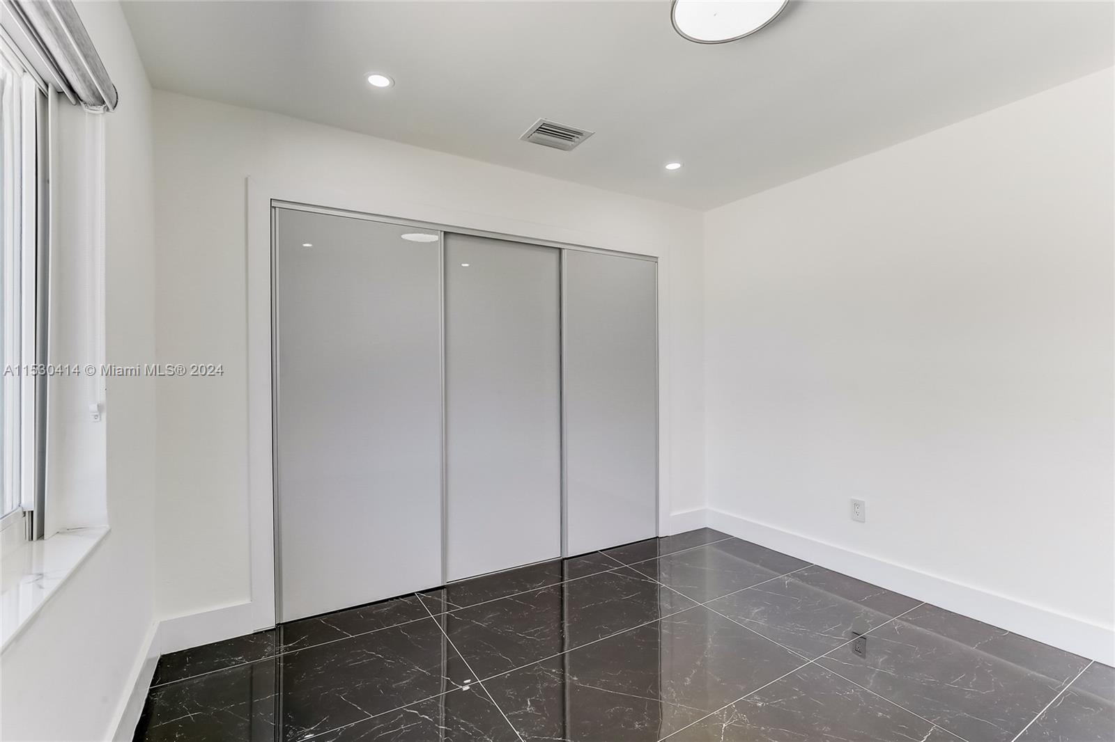 561 NW 48th Pl # 561