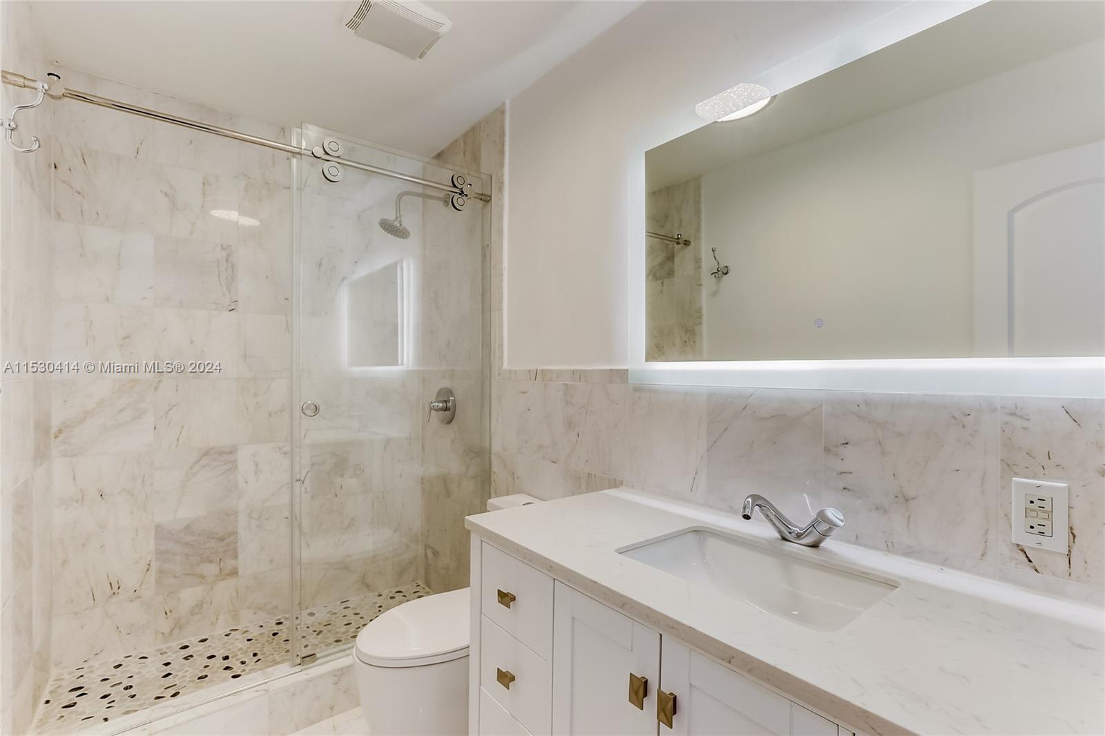 561 NW 48th Pl # 561