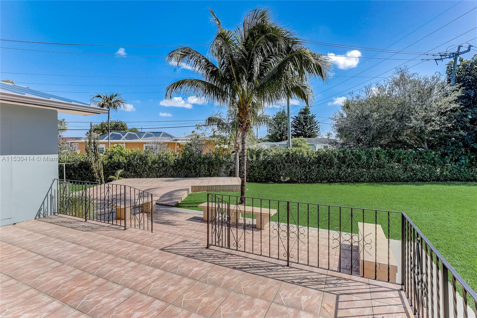 561 NW 48th Pl # 561