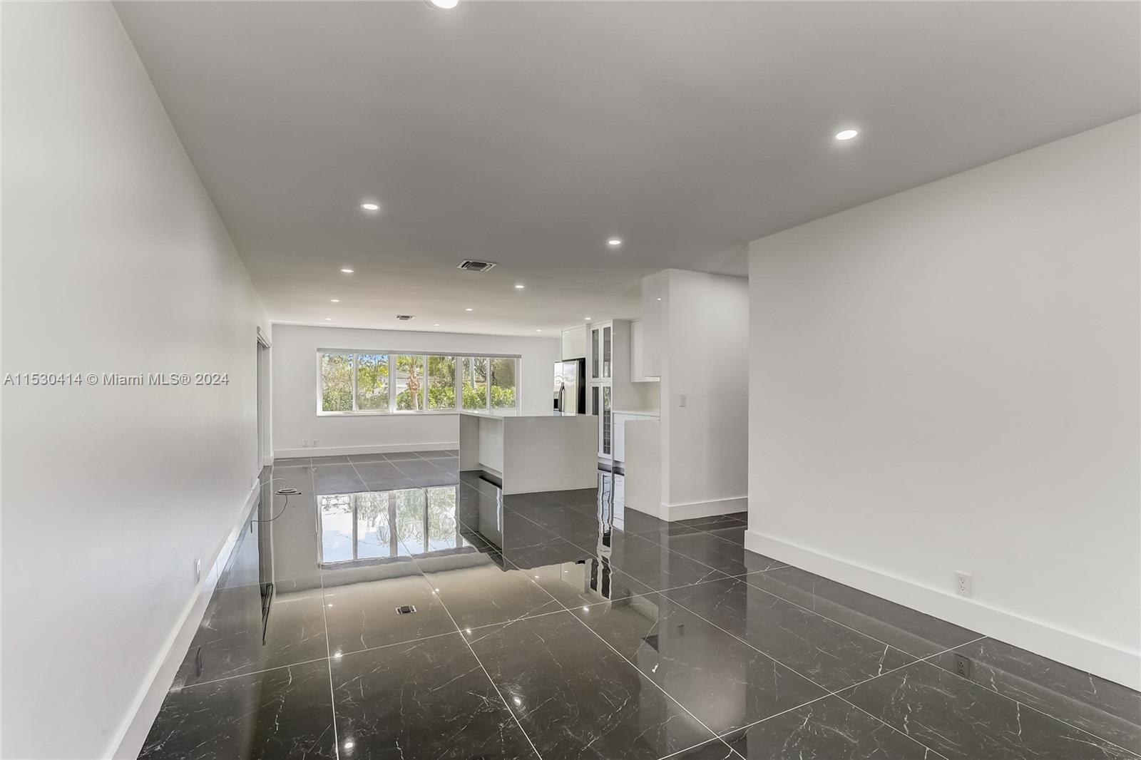 561 NW 48th Pl # 561