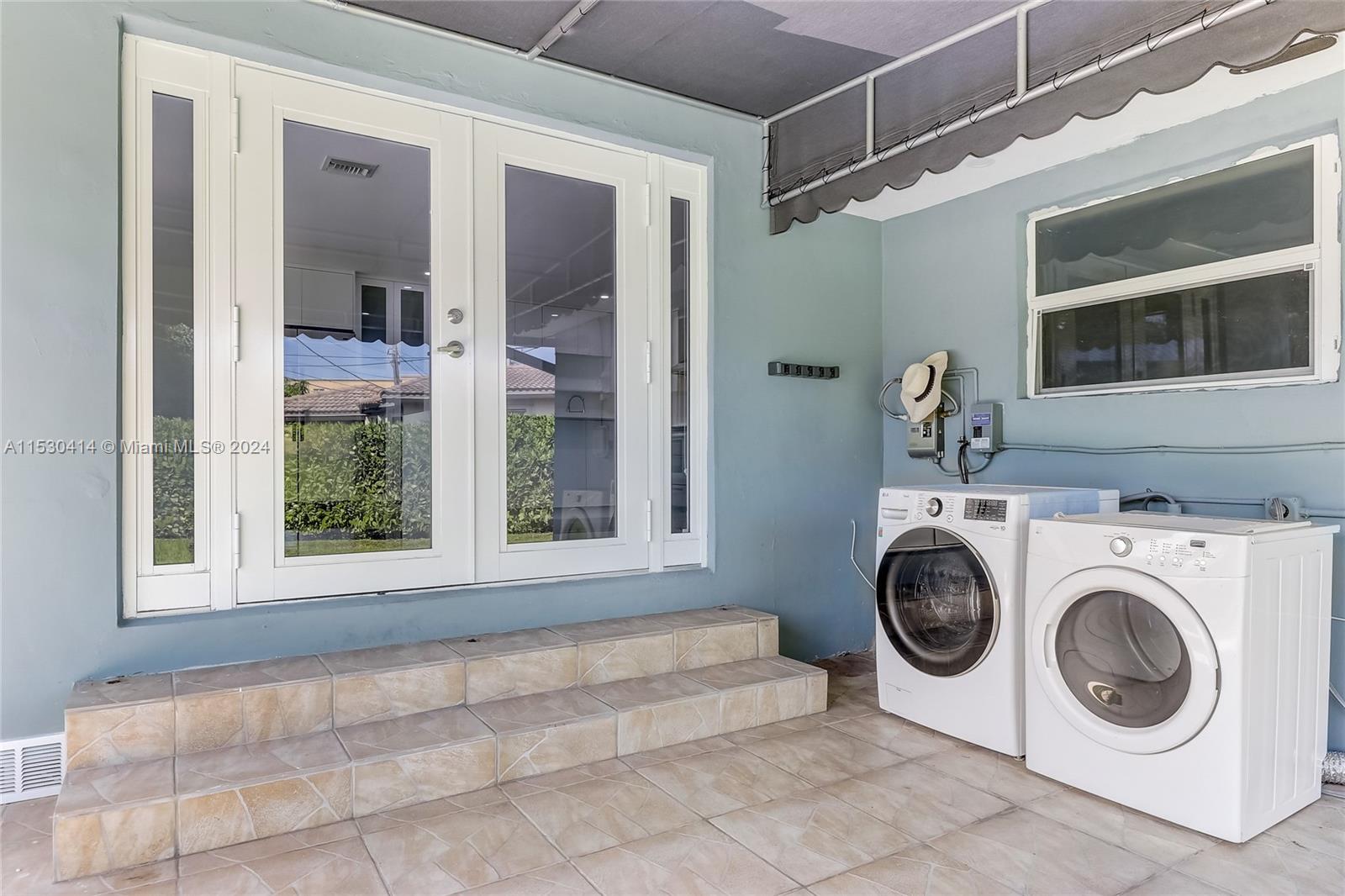 561 NW 48th Pl # 561