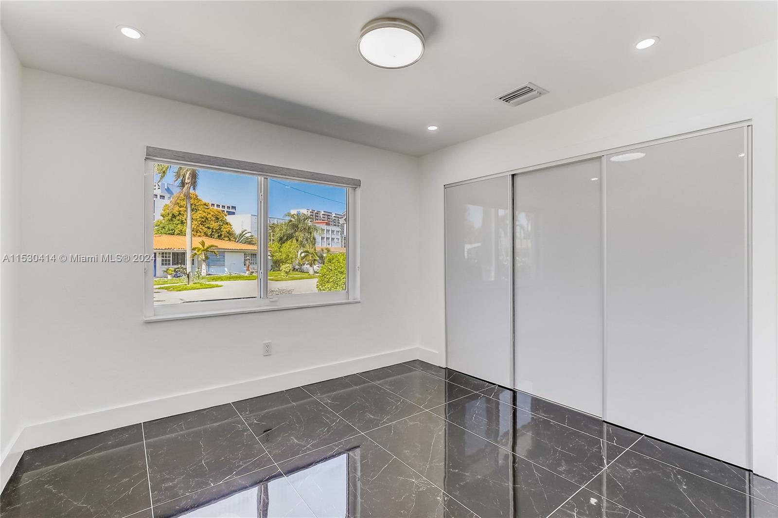 561 NW 48th Pl # 561