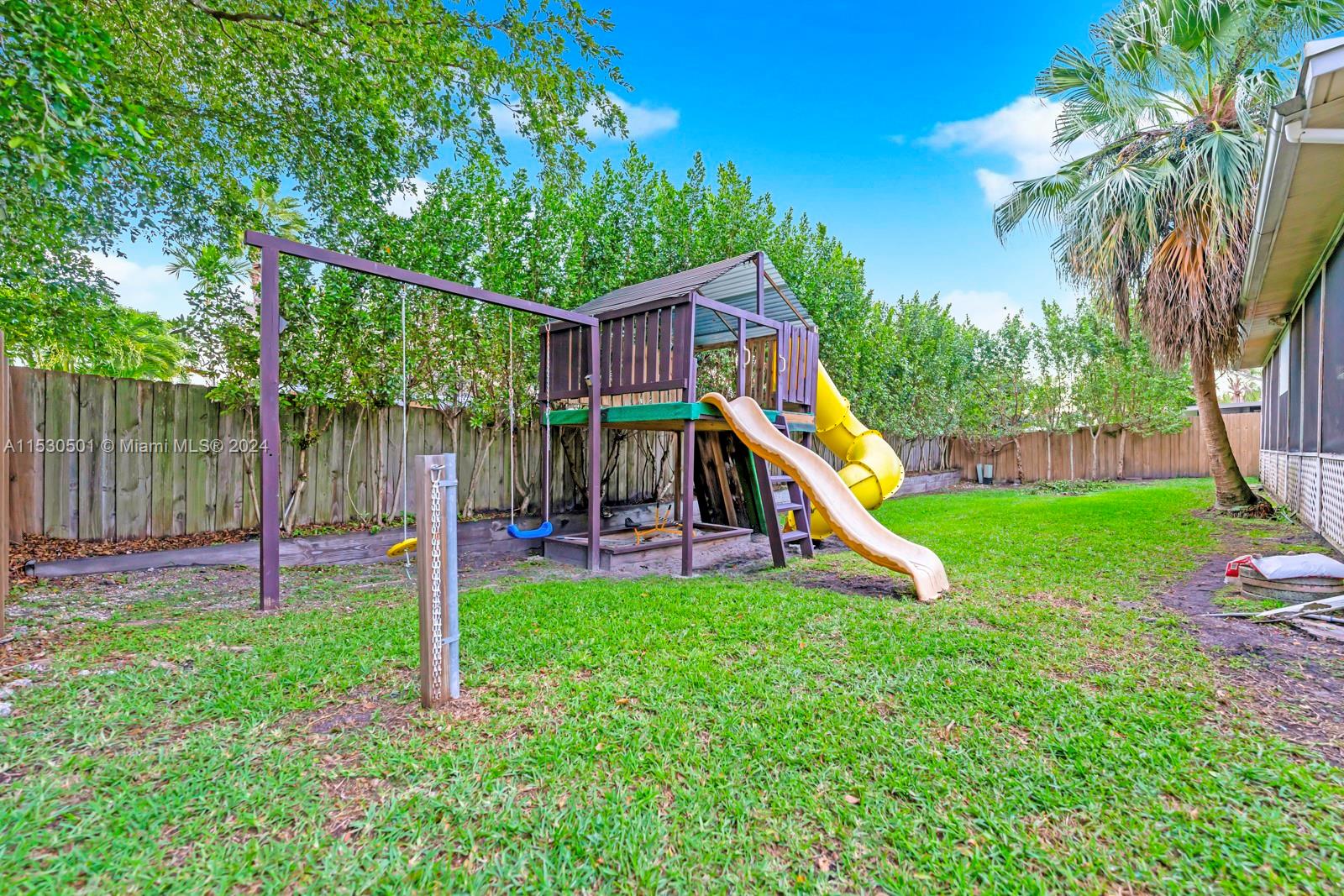 1543 S Goldeneye Ln