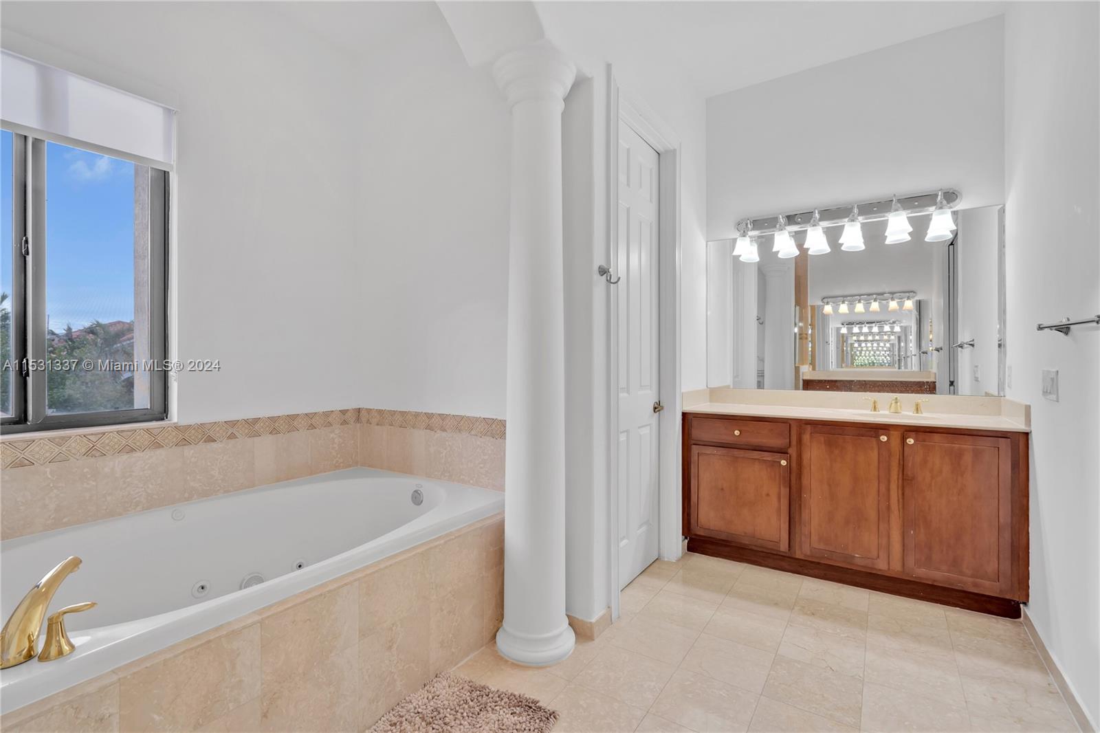 19347 SW 79th Pl Unit: 19347