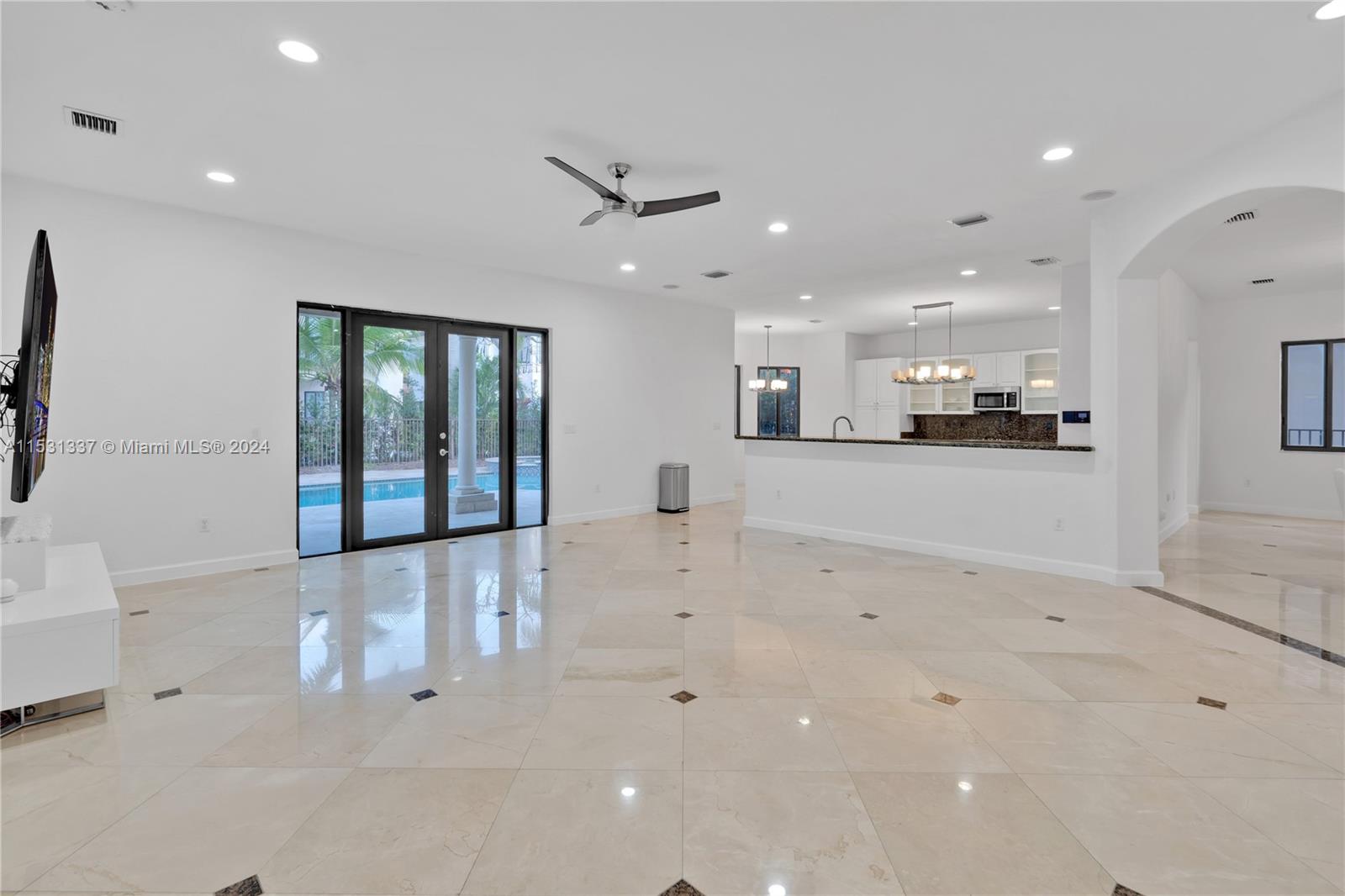 19347 SW 79th Pl Unit: 19347
