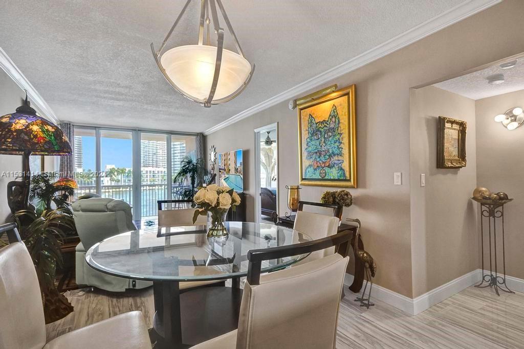 121 Golden Isles Dr # 205