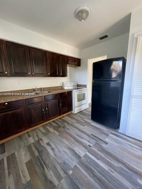 541 NW 44th St