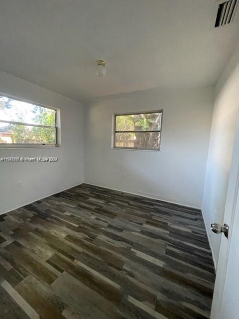 541 NW 44th St