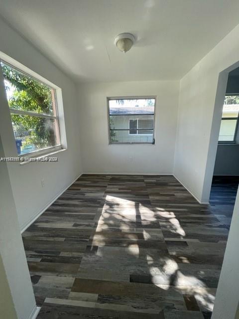 541 NW 44th St