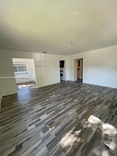 541 NW 44th St