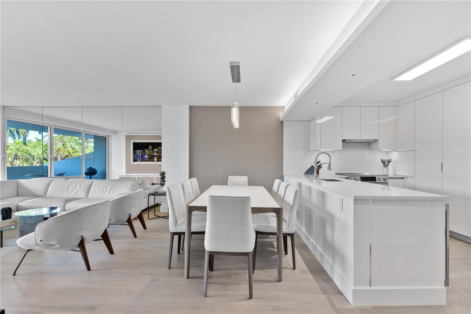 155 Ocean Lane Dr # 210