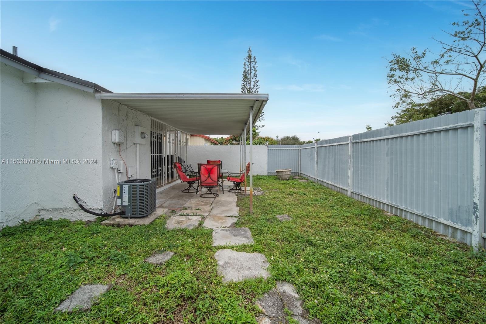19618 NW 30th Pl