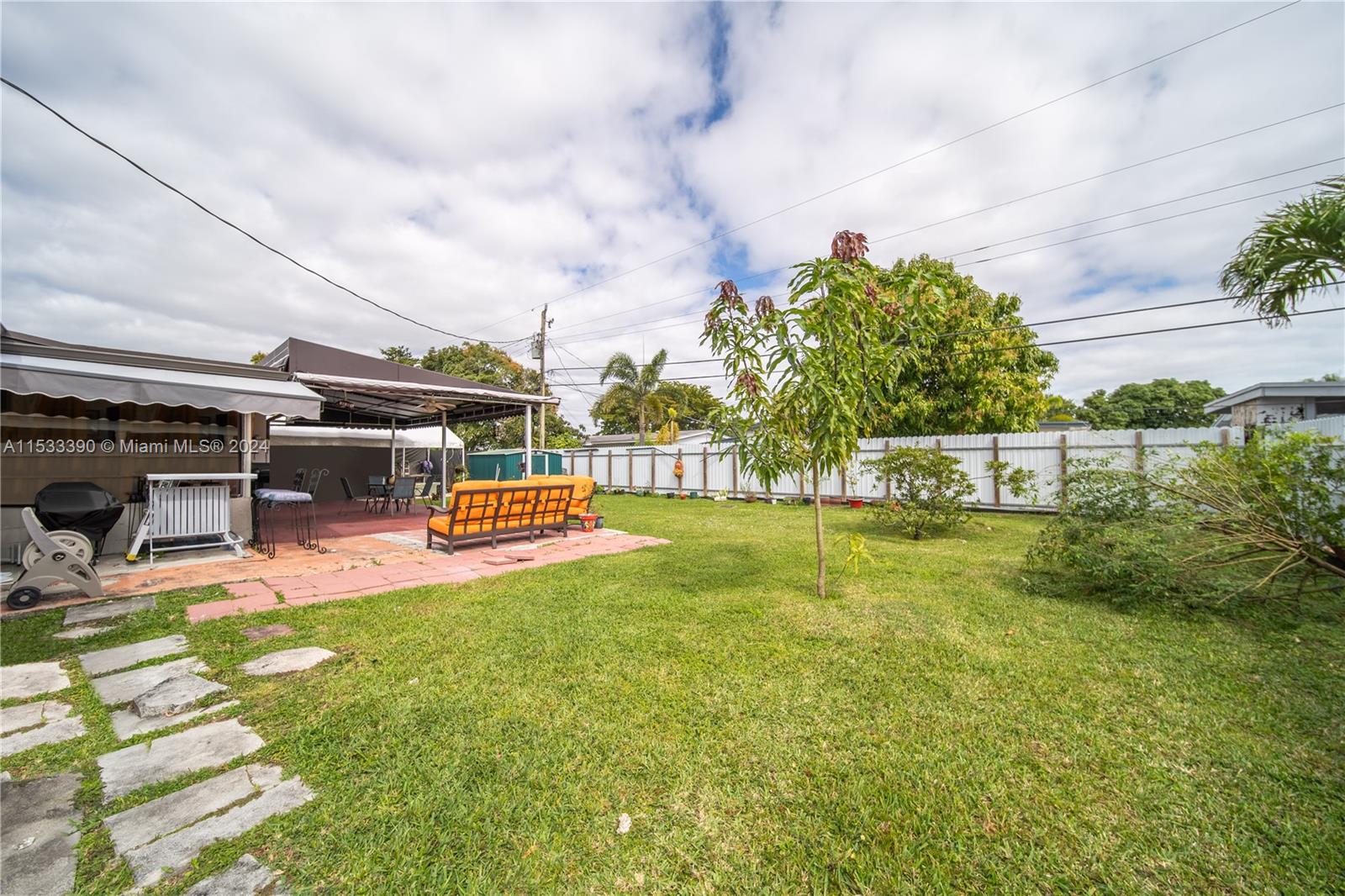 1701 SW 87th Pl
