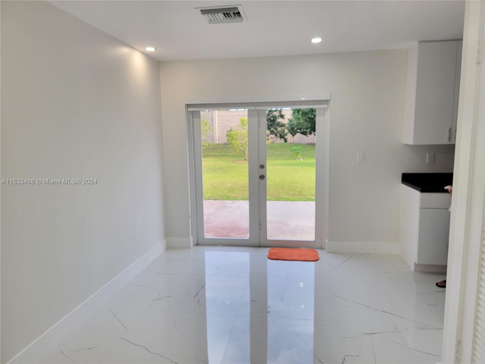 14860 SW 307th St Unit: .