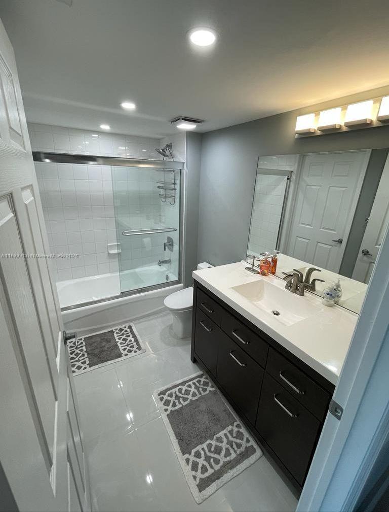 3000 Coral Way # 1107