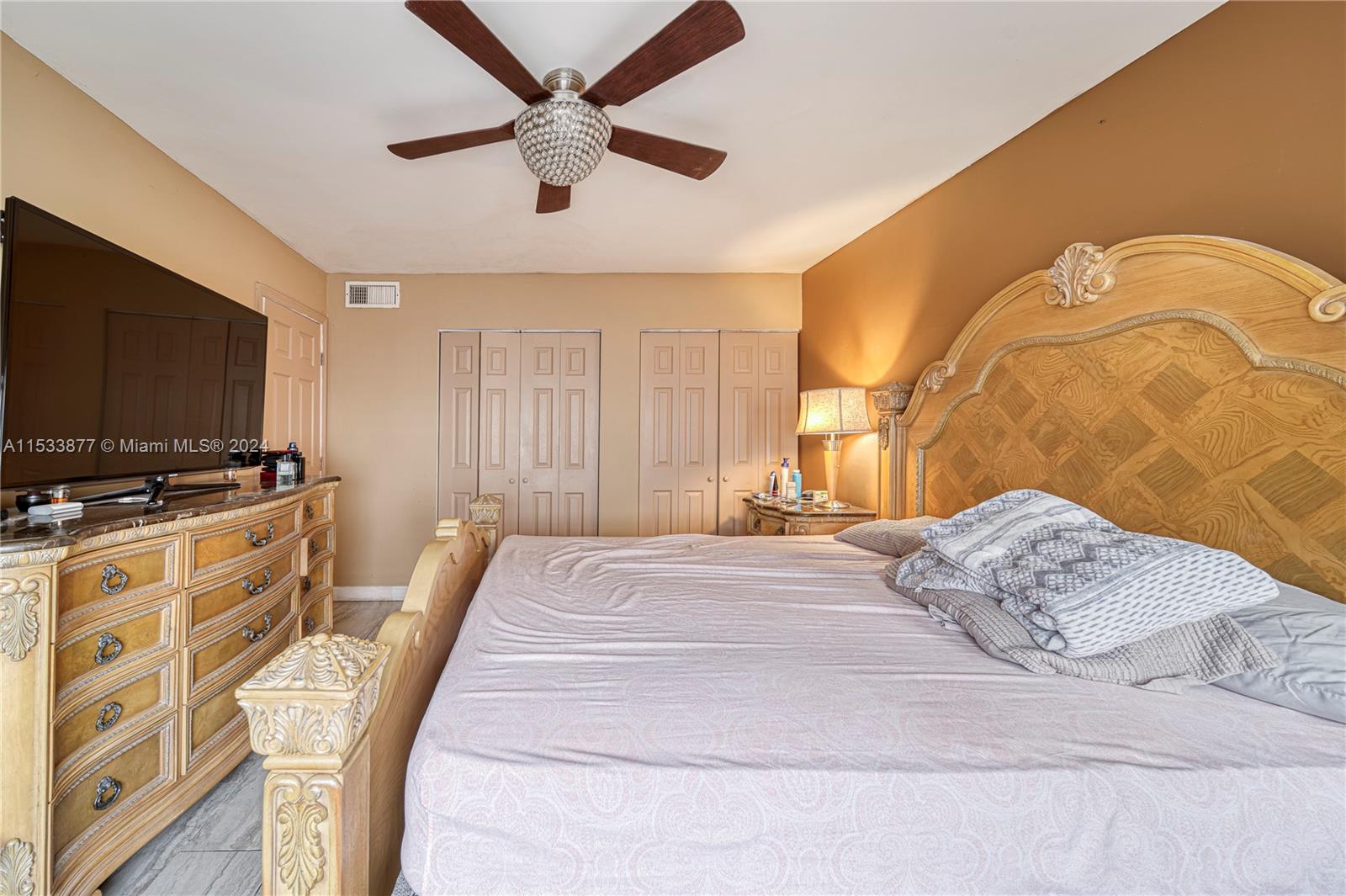 525 Meridian Ave # 205