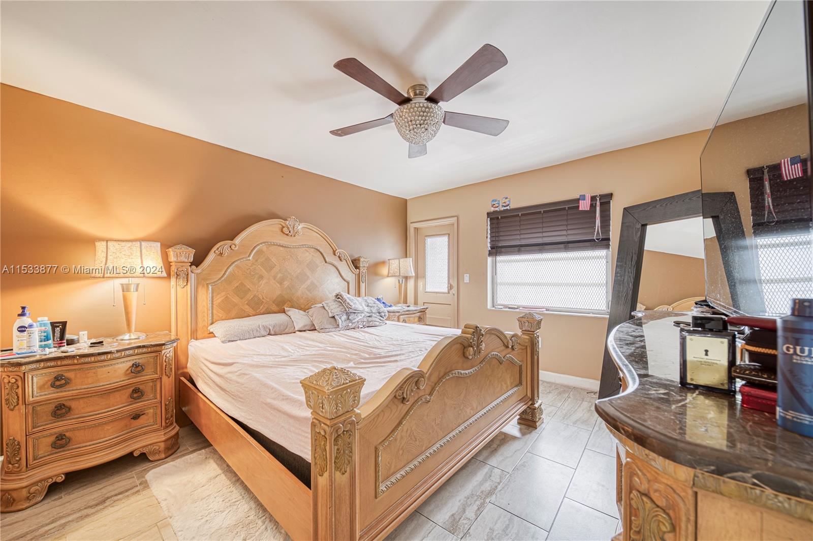 525 Meridian Ave # 205