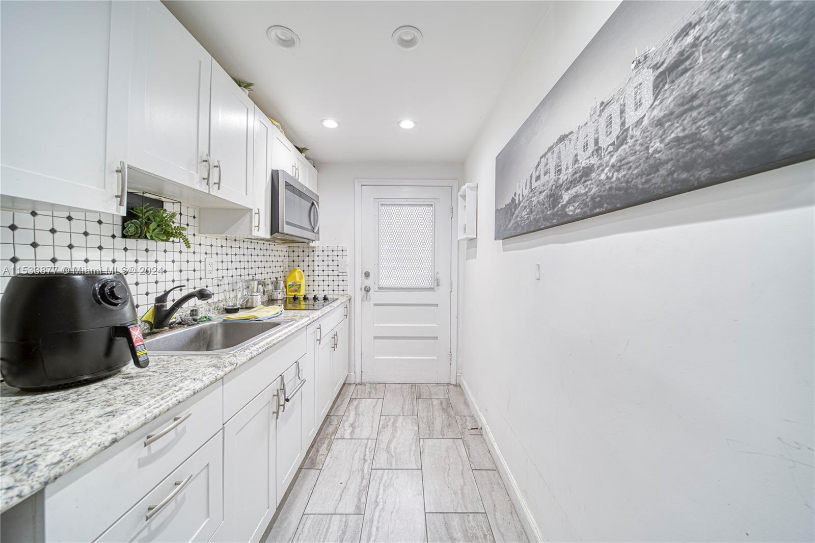 525 Meridian Ave # 205