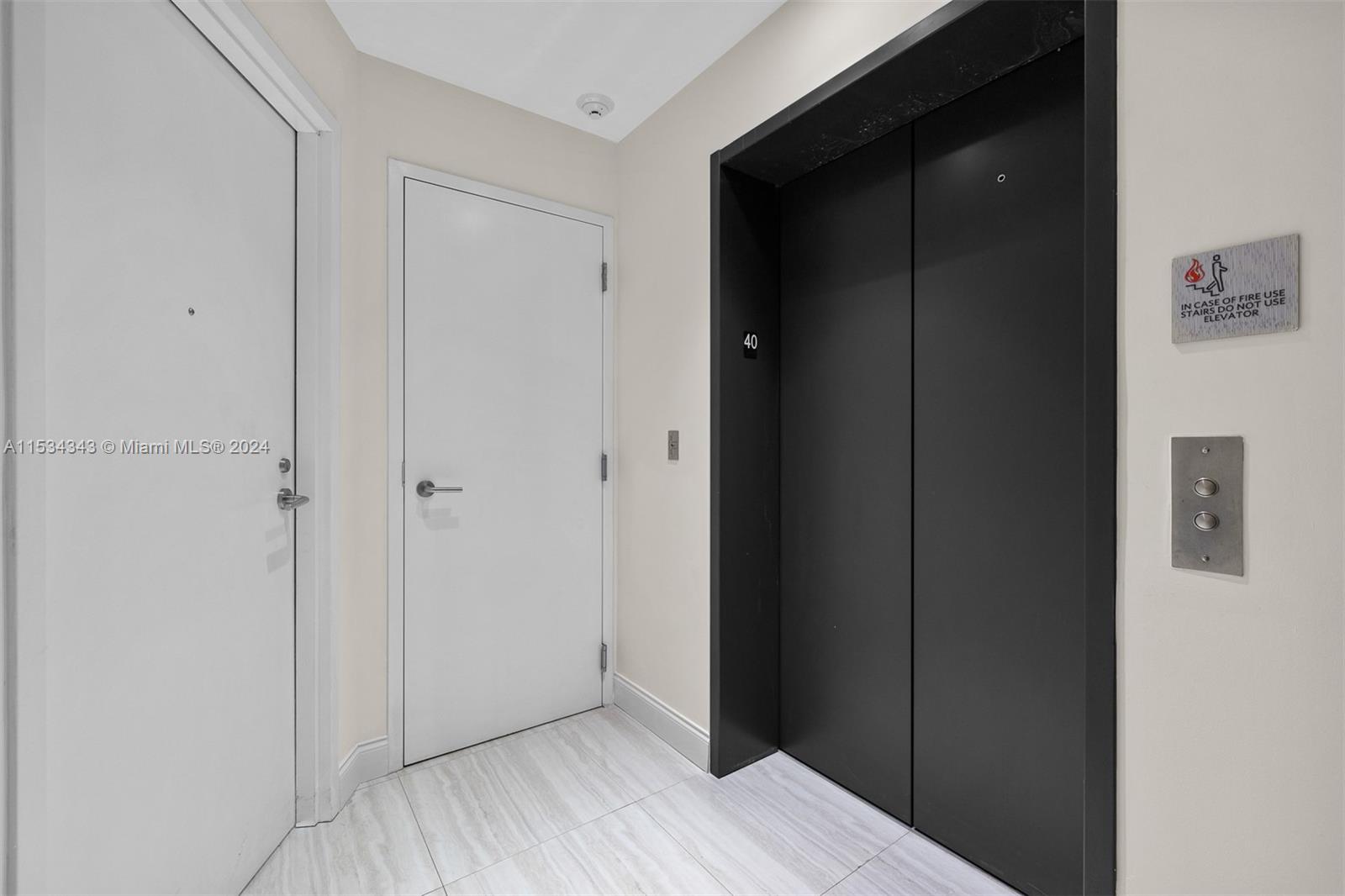 2900 NE 7th Ave # 4001