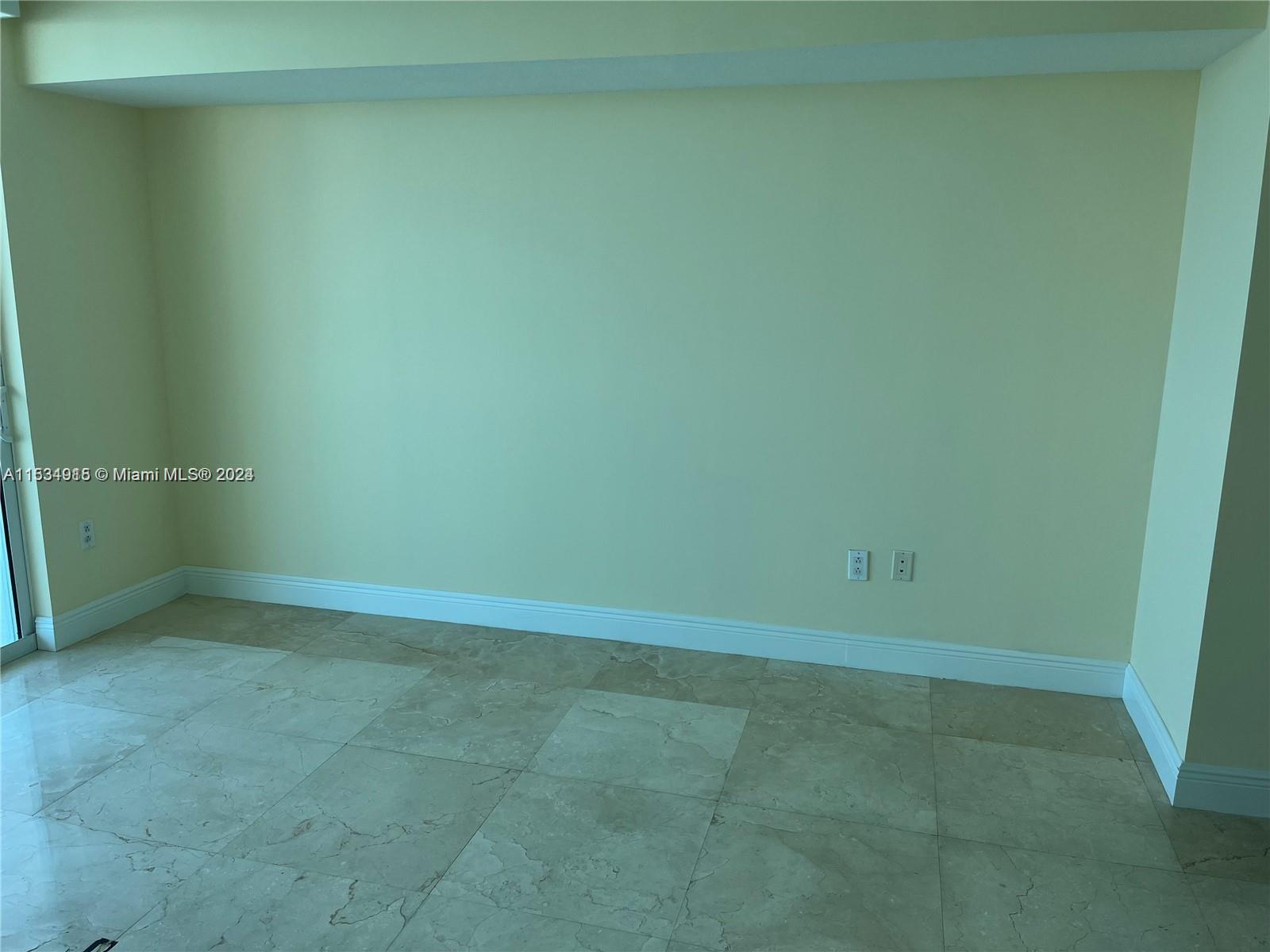 1800 N Bayshore Dr # 2109