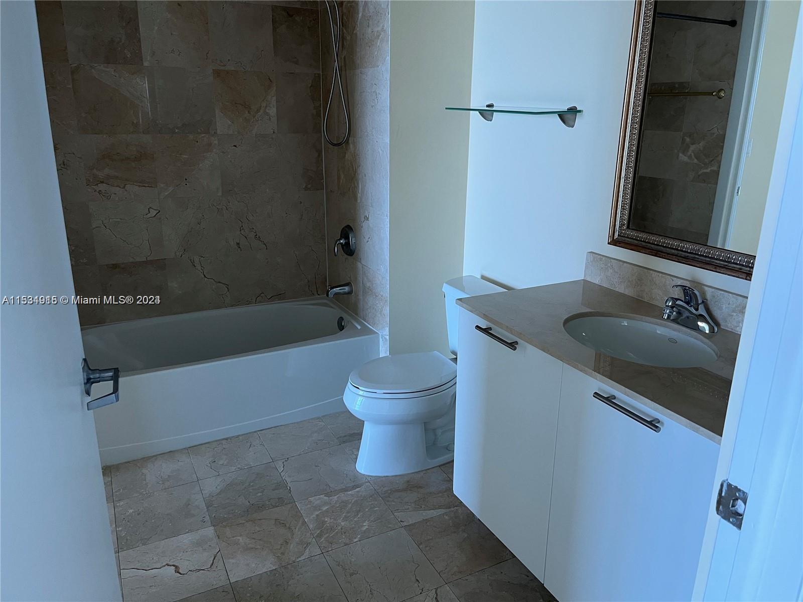 1800 N Bayshore Dr # 2109
