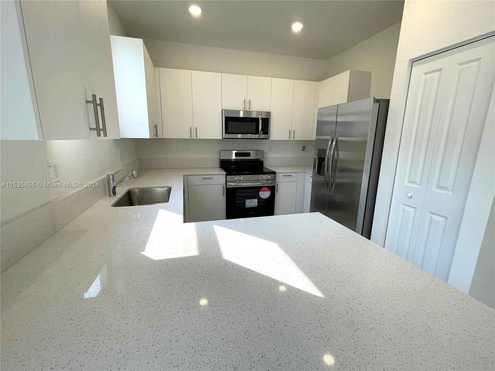 12868 SW 231st St # 12868