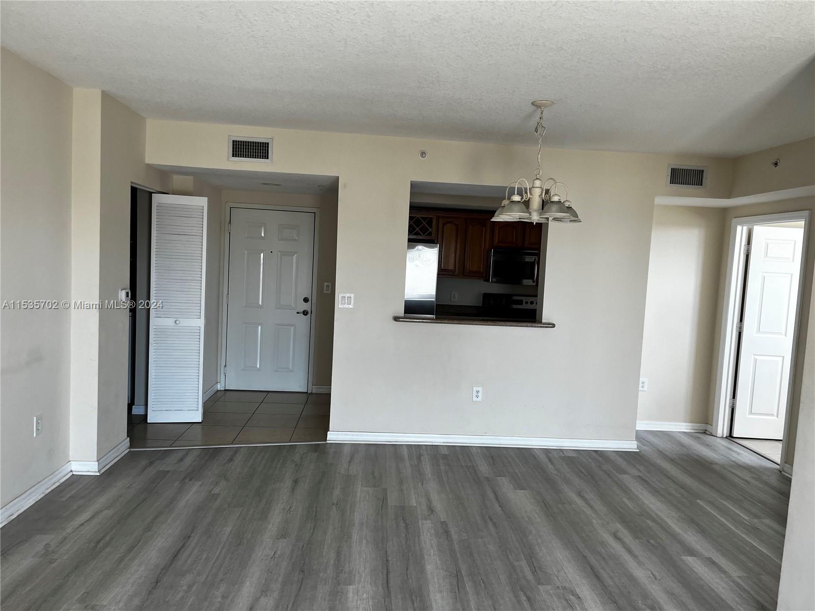 4242 NW 2 ST # 1601