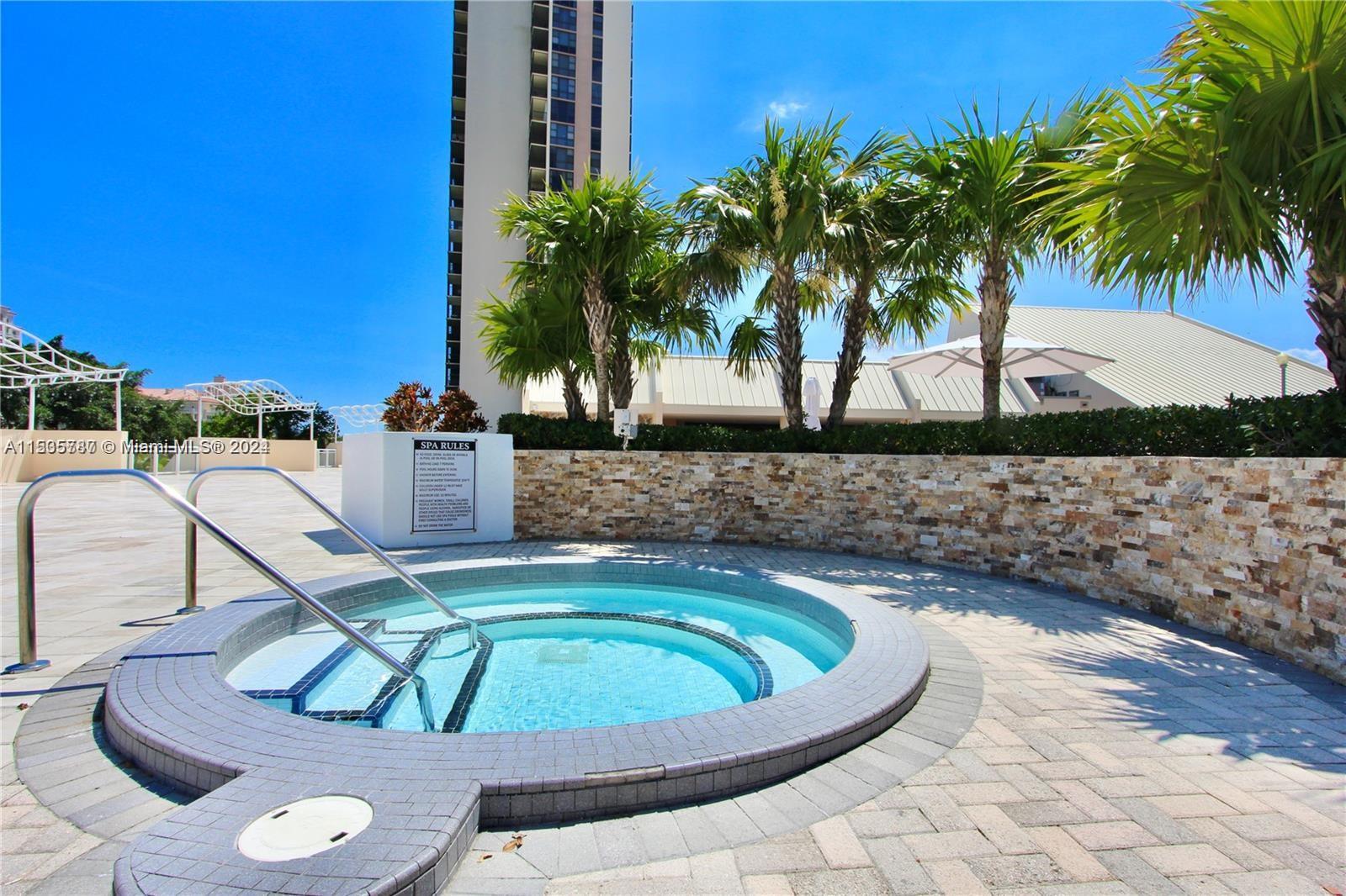 20379 W Country Club Dr # 537