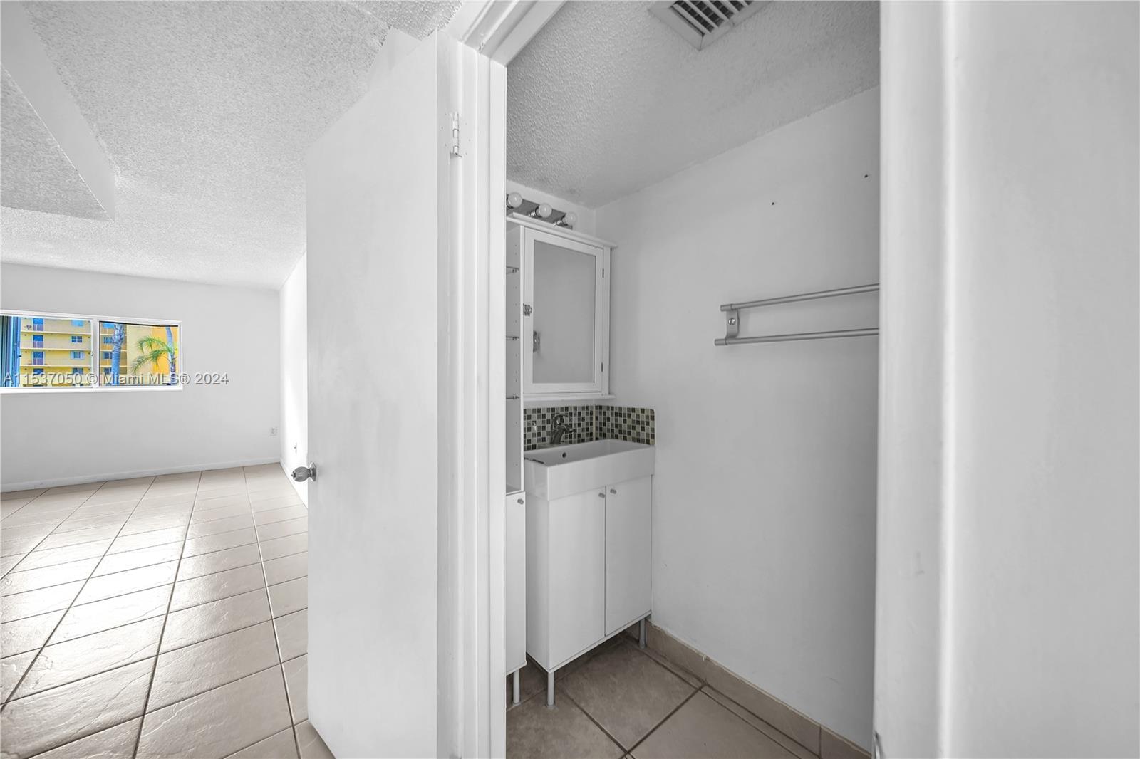 14920 SW 82nd Ln # 210 Unit: 12-210