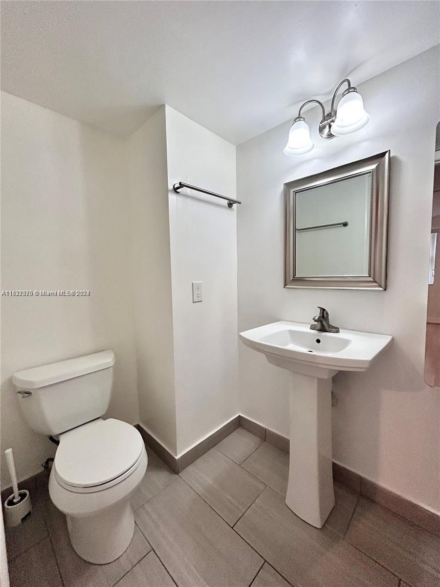 2793 NW 104th Ave # 408