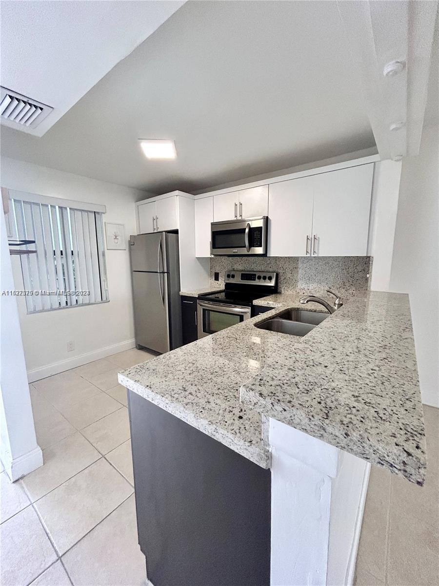 2793 NW 104th Ave # 408