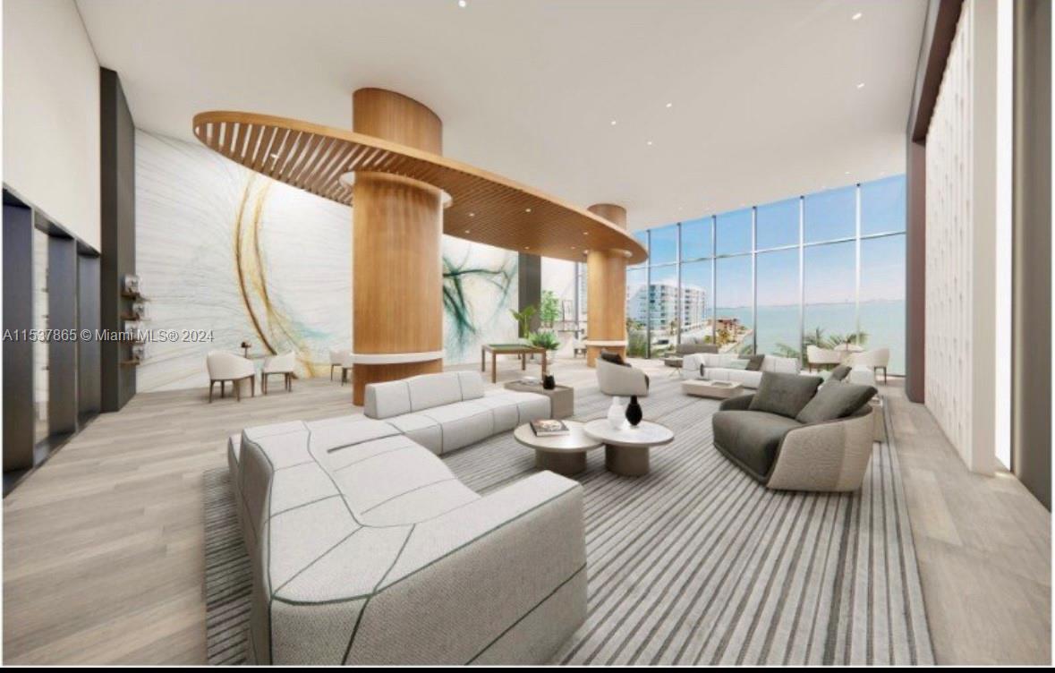 460 NE 28th St # 1902