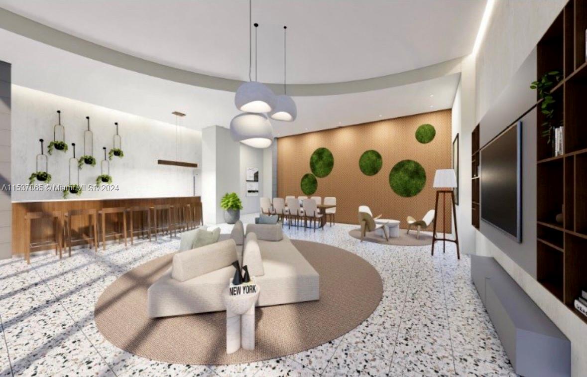 460 NE 28th St # 1902