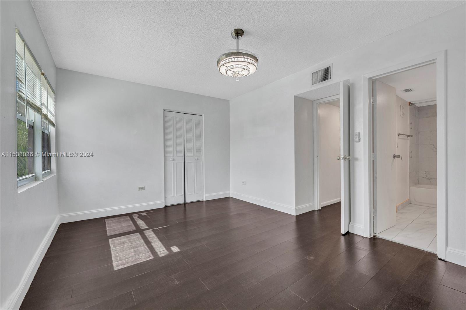 3004 W Missionwood Ln # 4 Unit: B-4