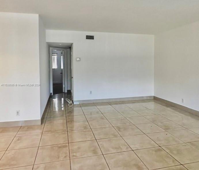 270 Layne Blvd # 202