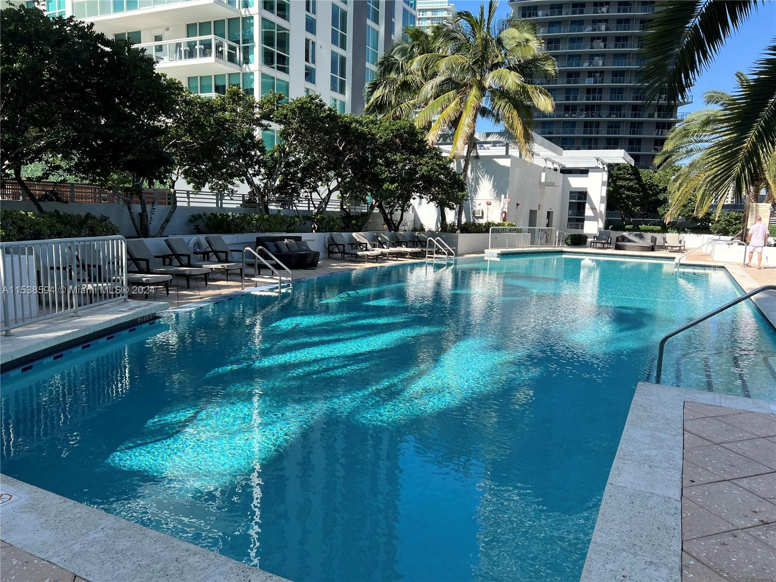 1050 Brickell Ave # 408