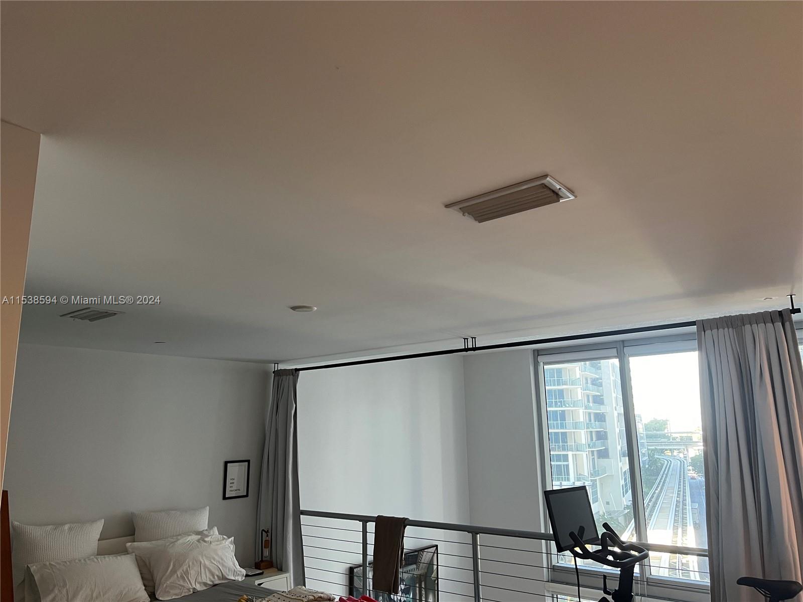 1050 Brickell Ave # 408