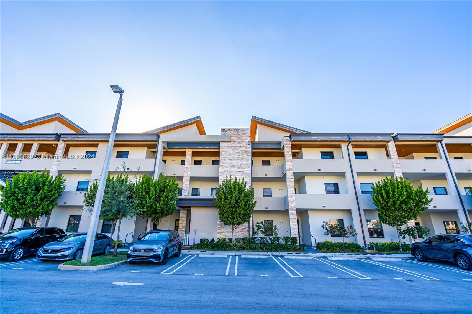 8045 NW 104th Ave # 38