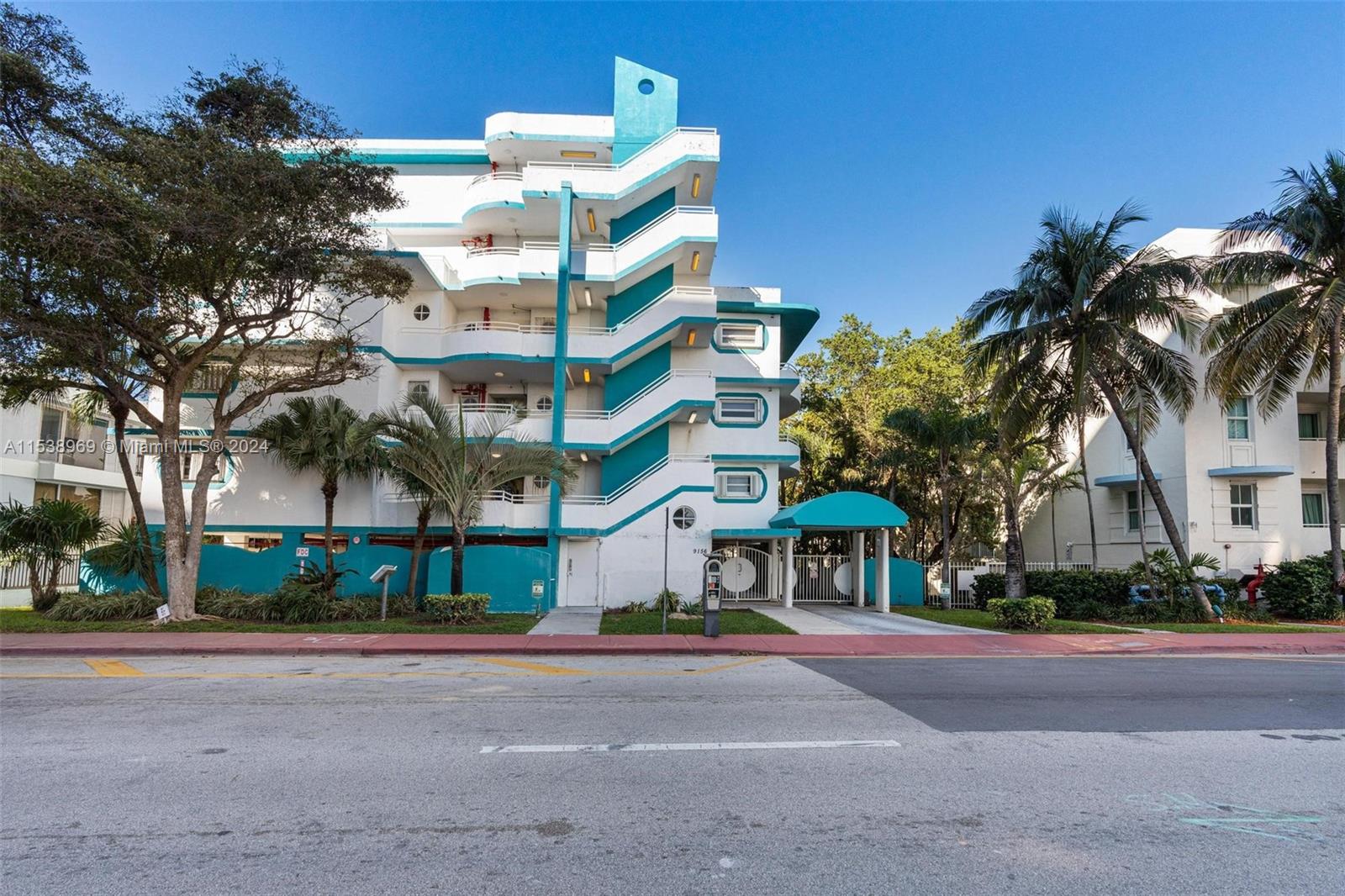 9156 Collins Ave # 208