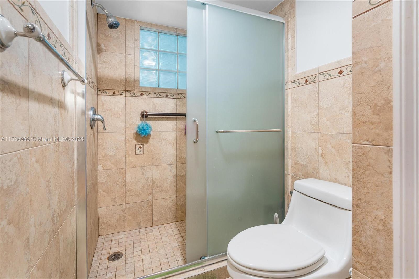 9156 Collins Ave # 208