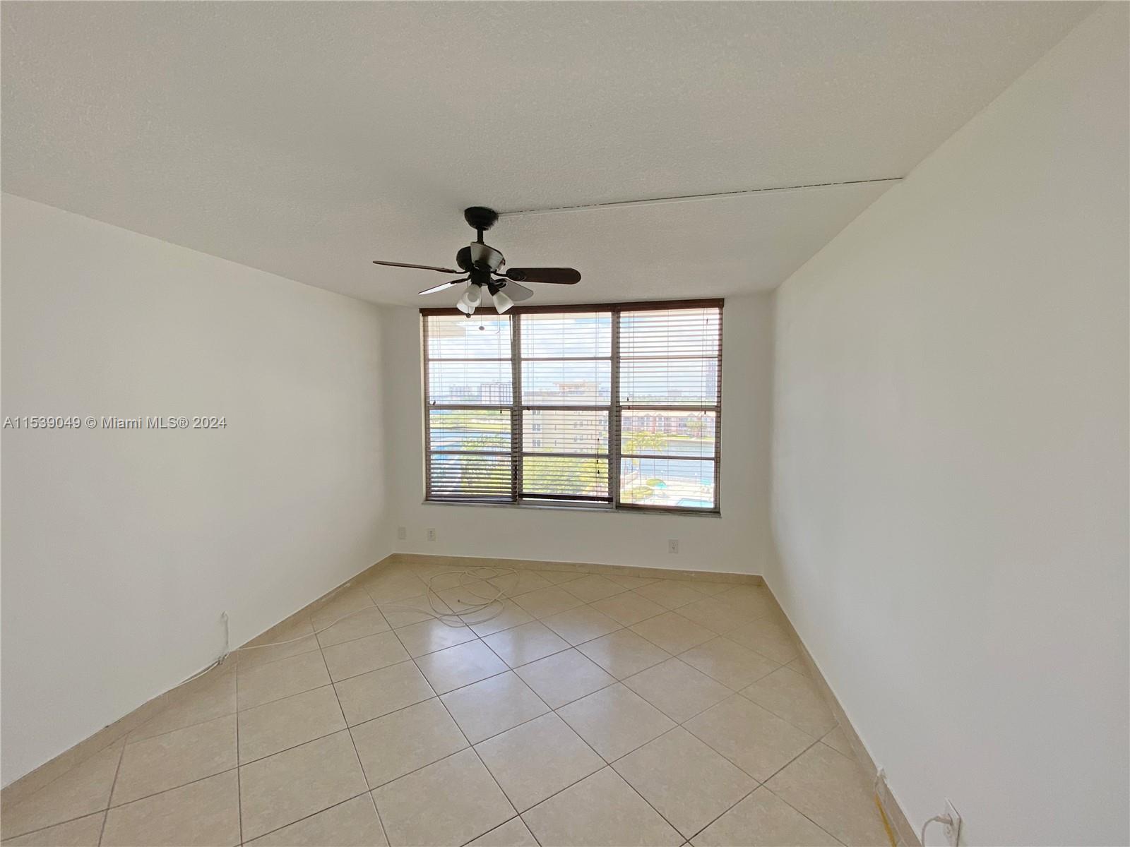 3800 S Ocean Dr # 611