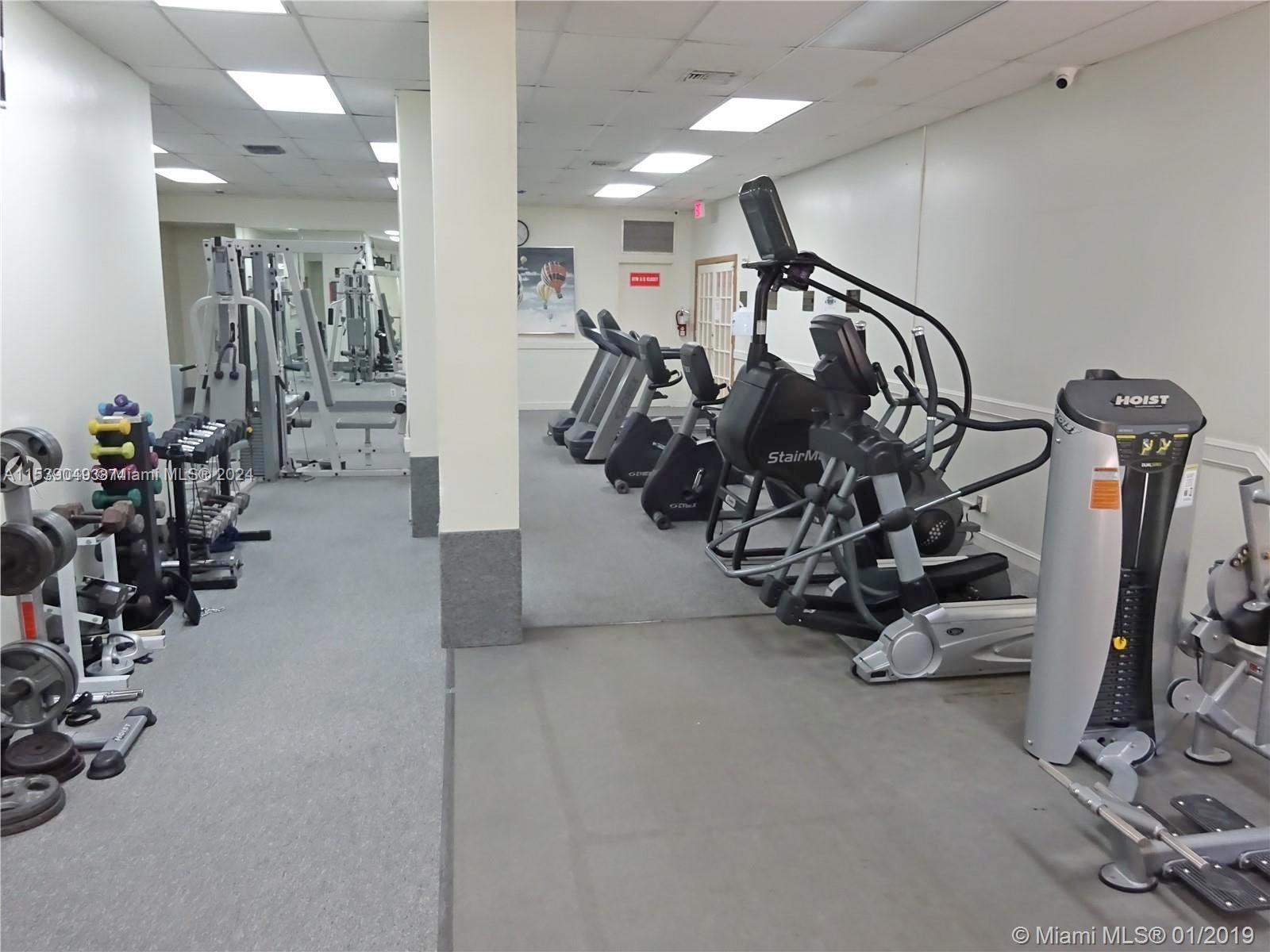 3800 S Ocean Dr # 611