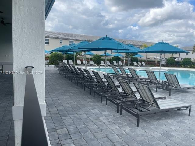 2606 SE 10th St # 2606