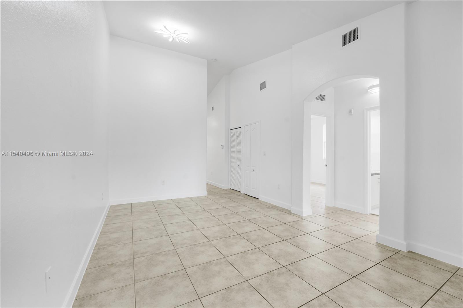 2731 SE 17th Ave # 211