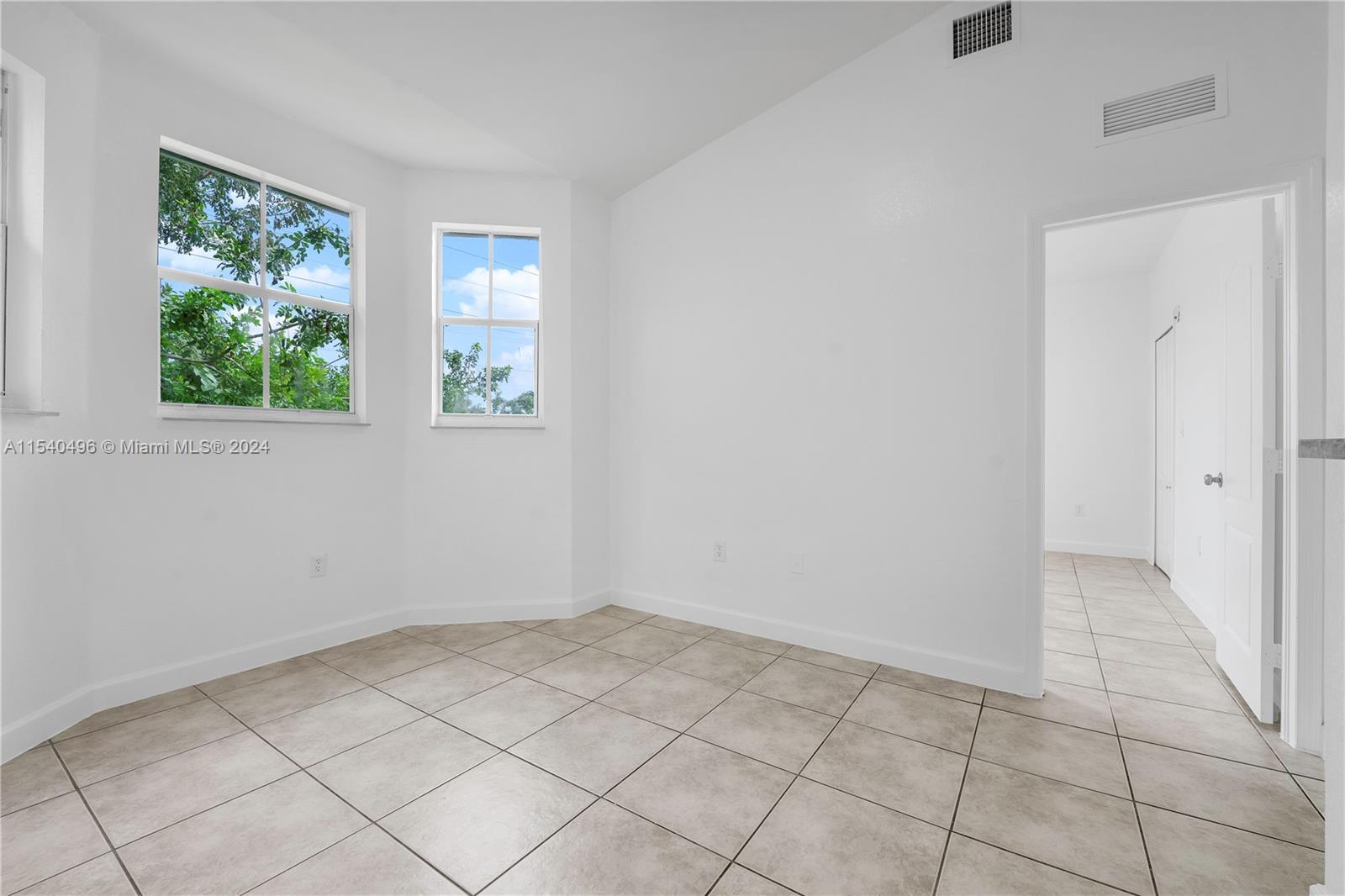 2731 SE 17th Ave # 211