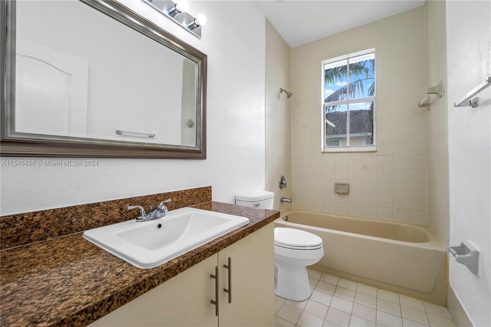 2731 SE 17th Ave # 211